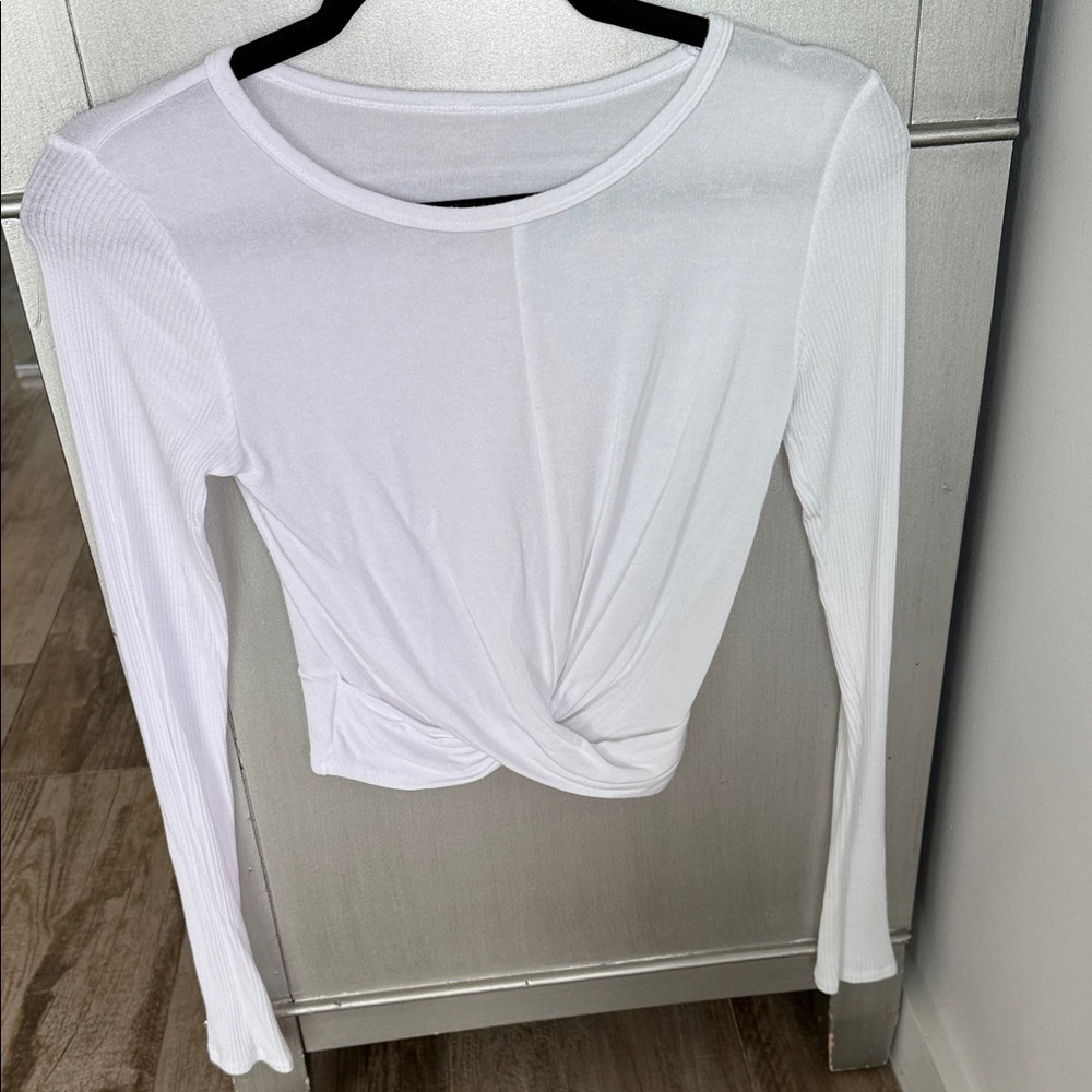 ALO Yoga White Long Sleeve Twist Top